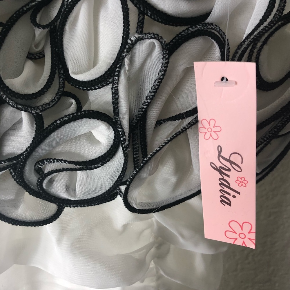 3 For $25-Lydia Ruffle Tube Top - Picture 3 of 5